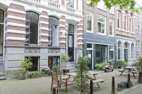 Отель Luxurious Canal Apartment  Амстердам